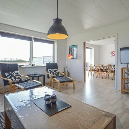 5 Bedroom Gorgeous In Bredebro Ballum