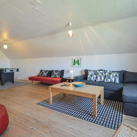 5 Bedroom Gorgeous In Bredebro Casa vacanze