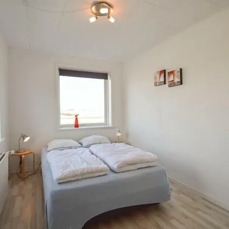 5 Bedroom Gorgeous In Bredebro *